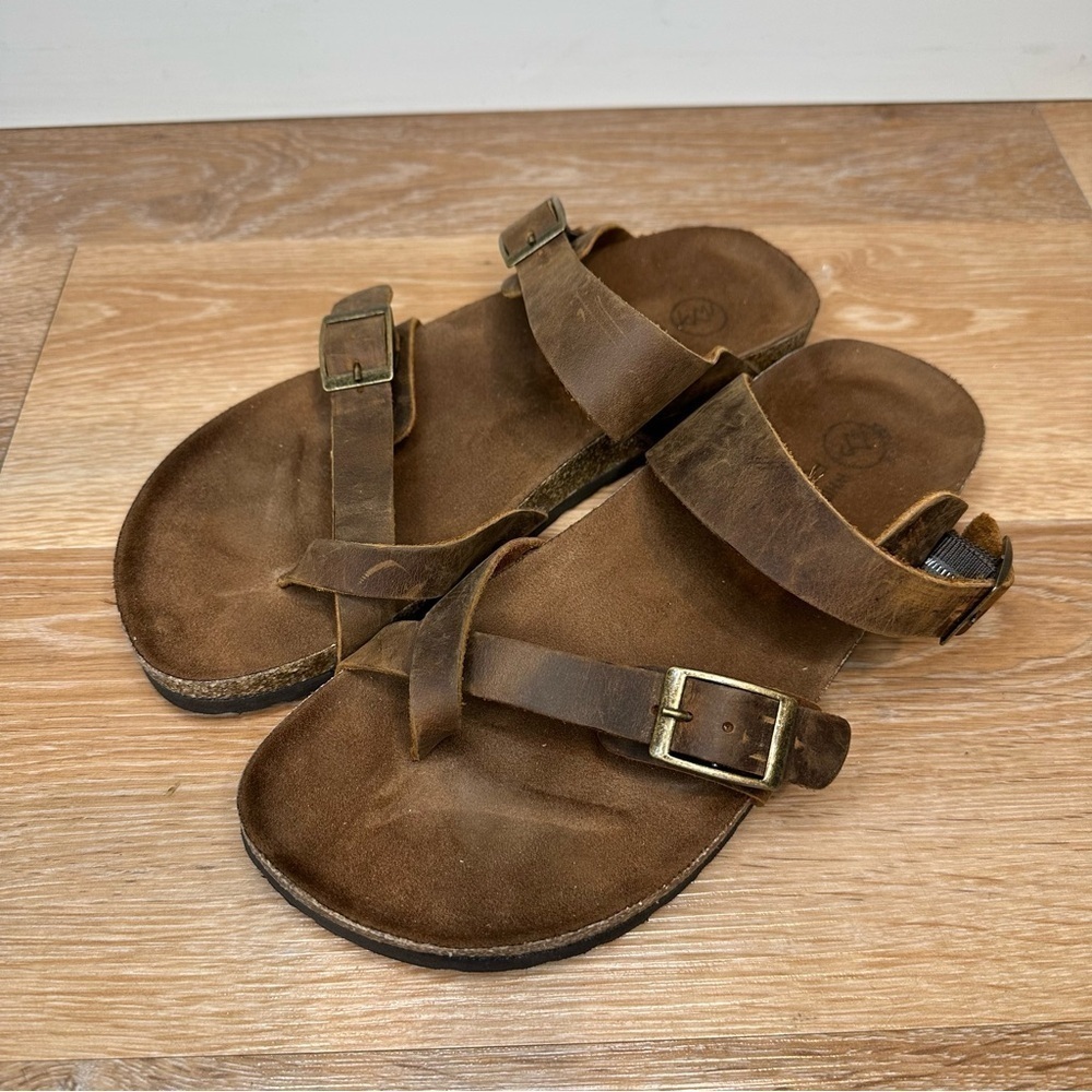 White Mountain Gracie Leather Comfort-Molded Footbed Sandals, Size 8